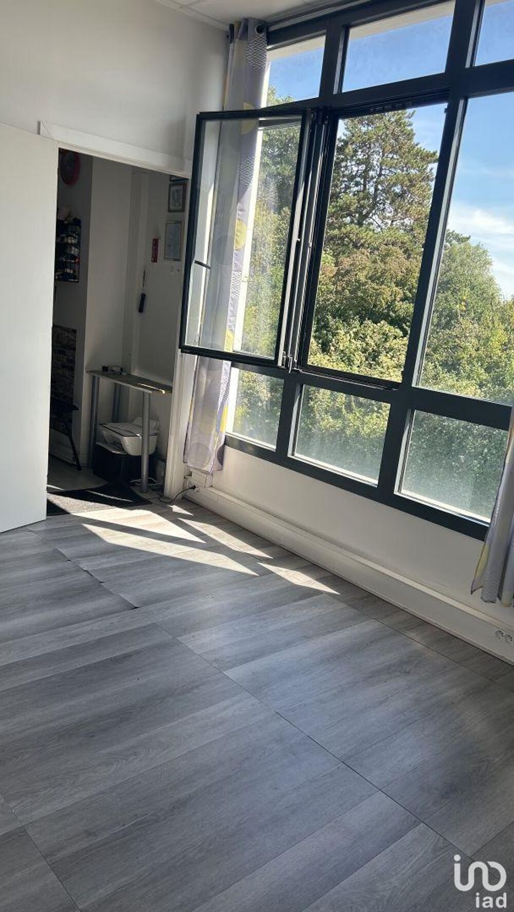   Location Bureaux 15 m&sup2; Bailly-romainvilliers