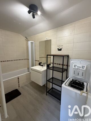  Appartement à louer 3 pièces 50 m²