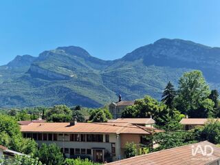 Appartement 4 pièces 102 m² · à Noyarey · 102 m² · 325 000 €