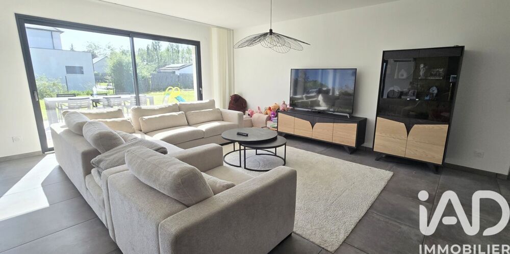 Vente Maison Vente Pavillon 7 pièces Saint-ay