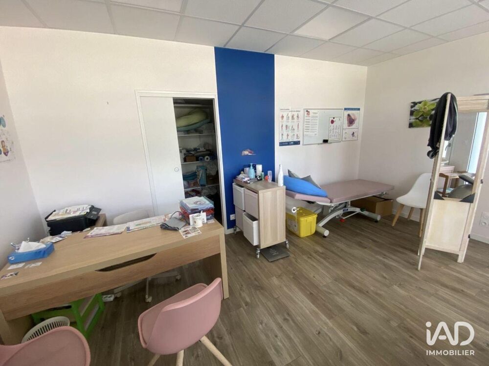  Location Bureaux 33 m&sup2; Piré-sur-seiche