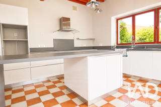  Maison à louer 11 pièces 295 m²