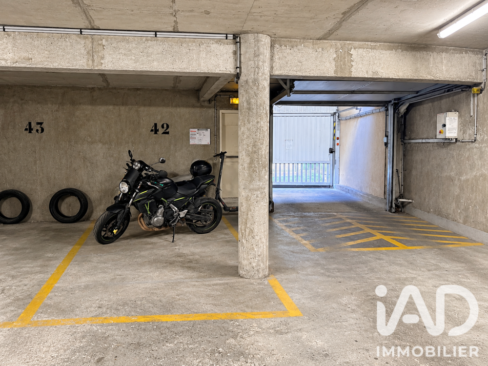 Vente Parking/Garage Vente Parking 12 m&sup2; Paris 19