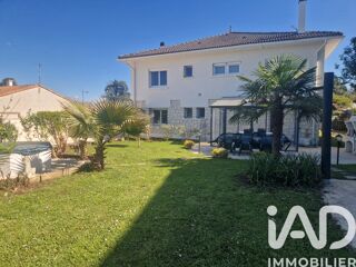  Maison à vendre 8 pièces 251 m²