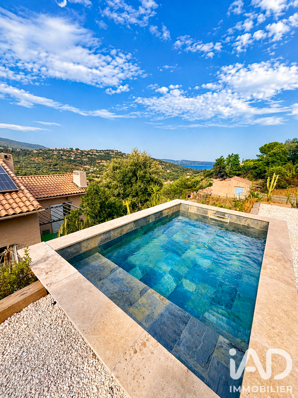 à vendre  Maison Cavalaire-sur-Mer (83240)