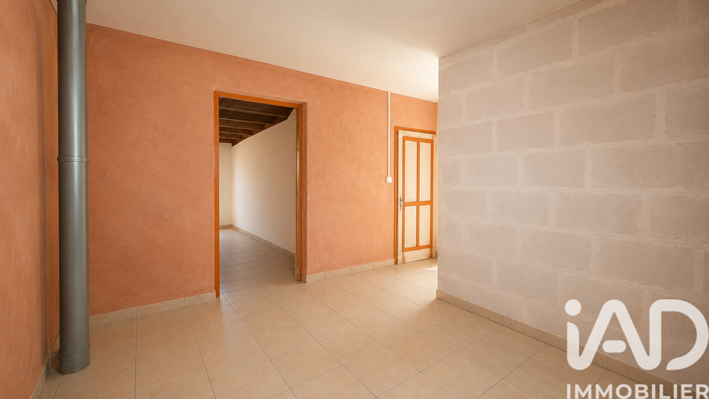 Vente Immeuble Vente Immeuble 237 m&sup2; Saint-julien-de-peyrolas