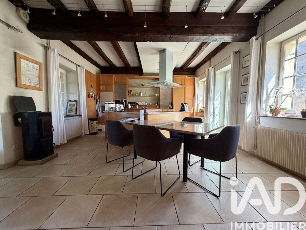 Vente Maison Vente Demeure 7 pièces Saint-ambreuil