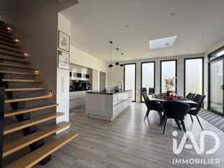  Maison à vendre 7 pièces 216 m²