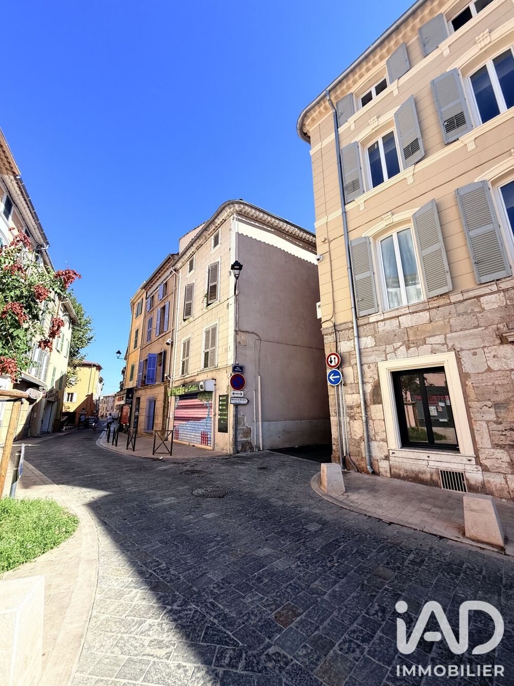 Vente Immeuble Vente Immeuble 147 m&sup2; Solliès-pont