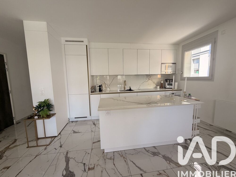 vente Appartement - 4 pièce(s) - 82 m² Saint-Genis-Pouilly (01630)