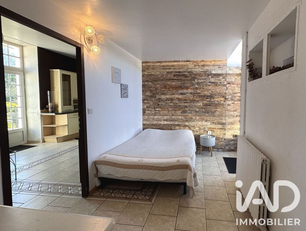 à vendre  Maison Vendeuvre-du-Poitou (86380)