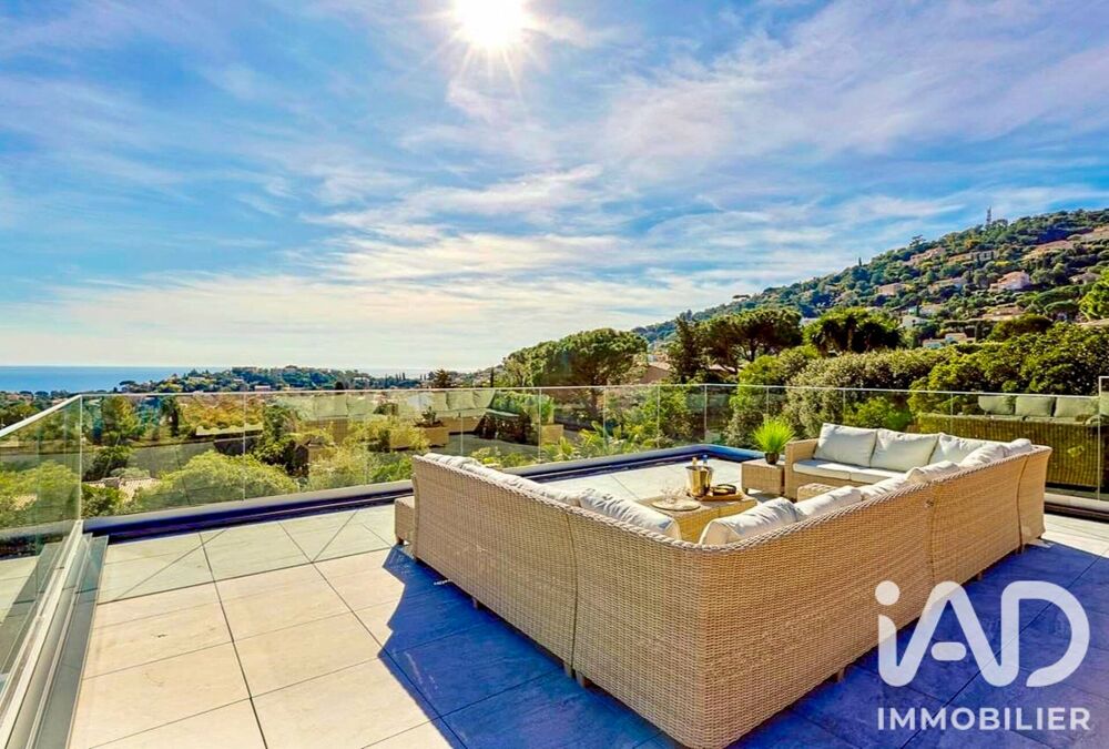 Vente Maison Vente Maison d'architecte 7 pièces Cavalaire-sur-mer