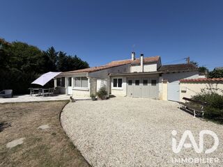 Vente Maison Vente Maison de village 9 pièces Saint-simon
