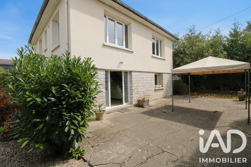 Vente Maison Vente Maison/villa 4 pièces La chapelle-saint-martin-en-plaine