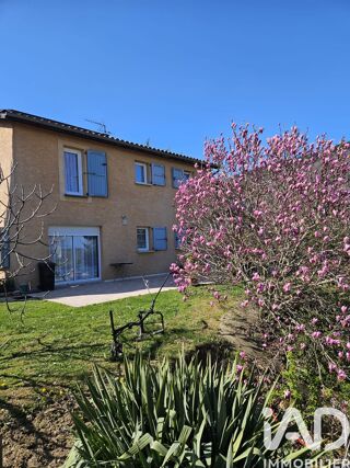  Maison à vendre 10 pièces 200 m²