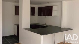  Immeuble à vendre 151 m²