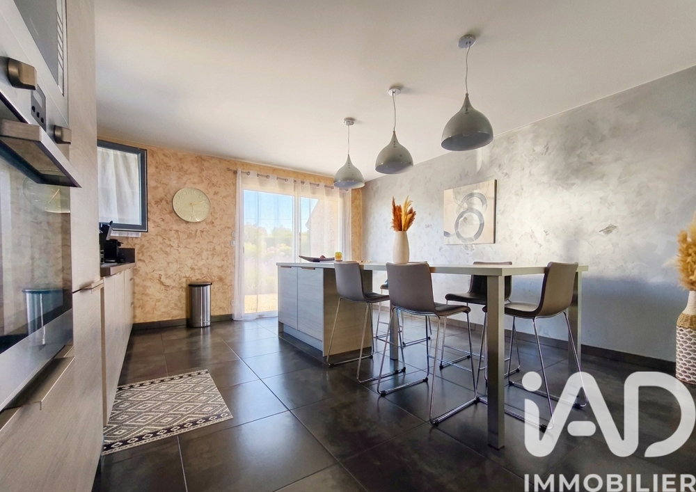 Vente Maison Vente Maison/villa 6 pièces Châteaugay