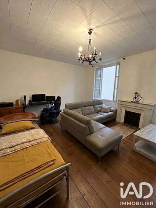  Immeuble à vendre 272 m²