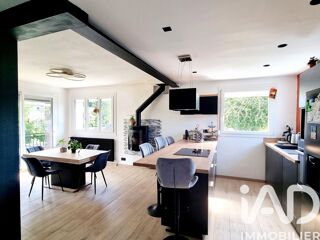  Maison à louer 4 pièces 99 m²
