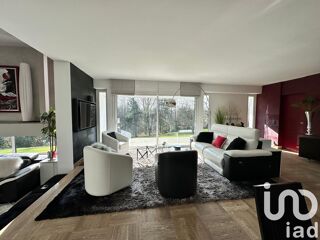  Maison � vendre 9 pi�ces 275 m�