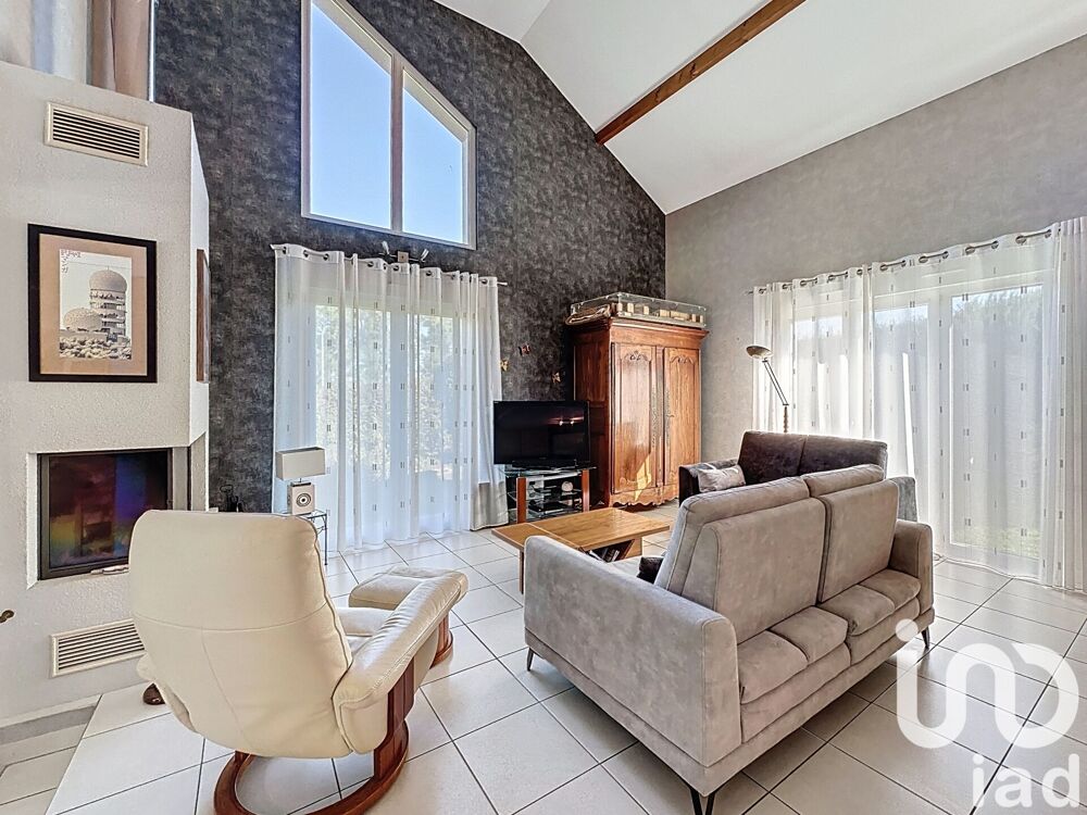Vente Maison Vente Maison d'architecte 6 pièces Ogy