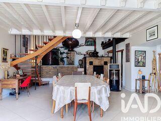  Maison à vendre 15 + pièces 356 m²