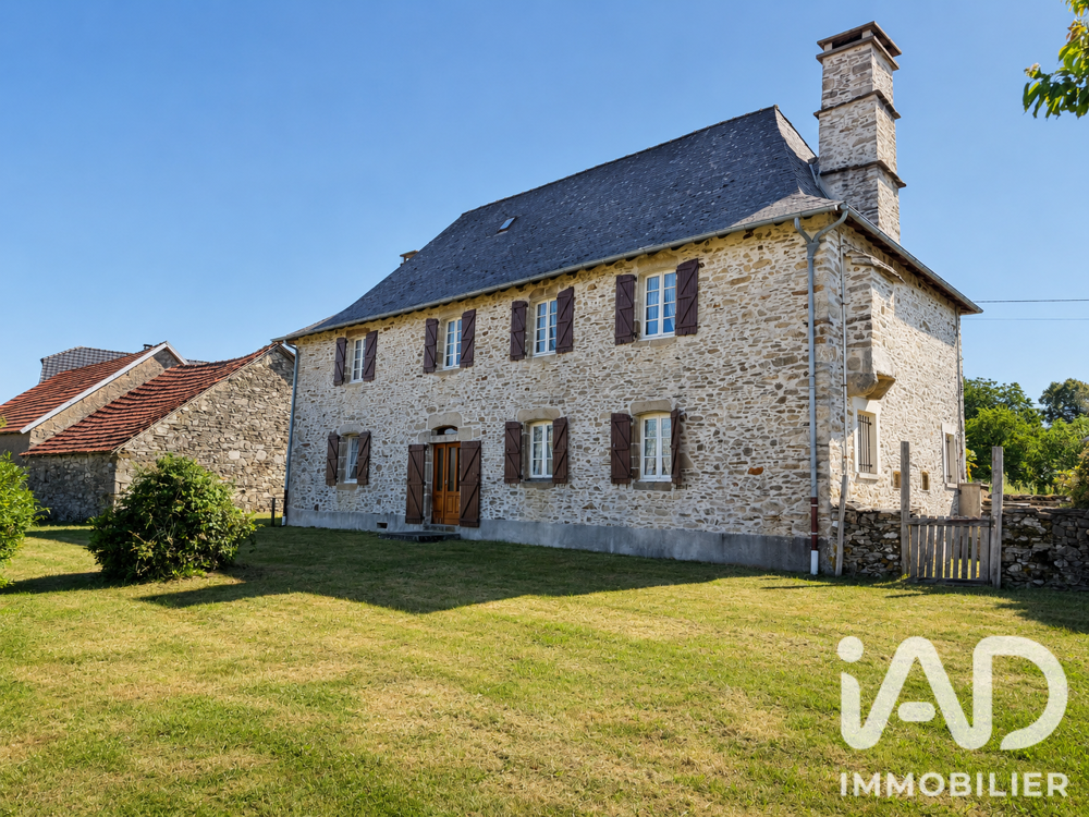 Vente Maison Vente Maison/villa 8 pièces Le chastang