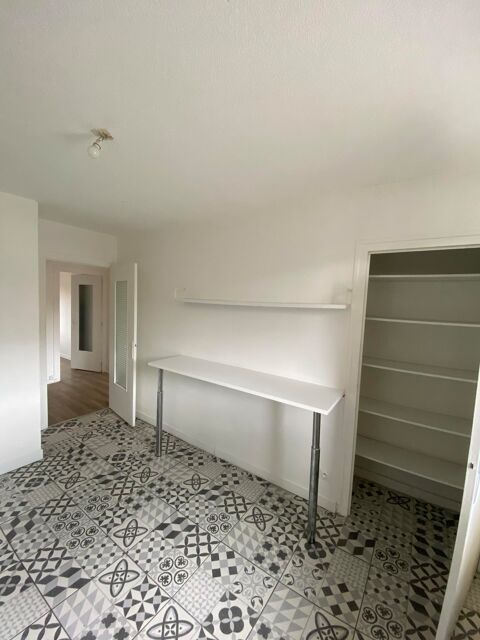  Appartement � louer 3 pi�ces 67 m�