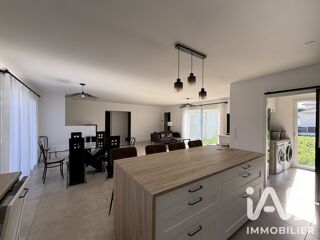  Maison à louer 4 pièces 115 m²