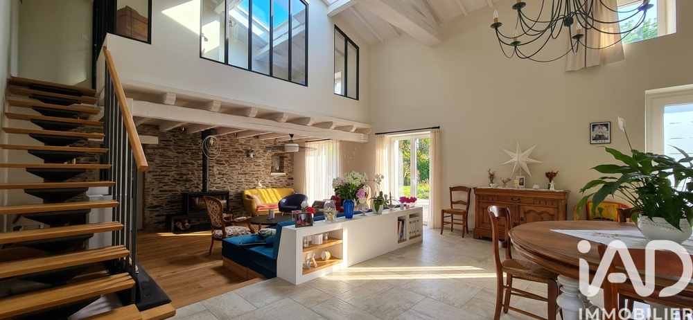 Vente Maison Vente Longère 8 pièces Vertou