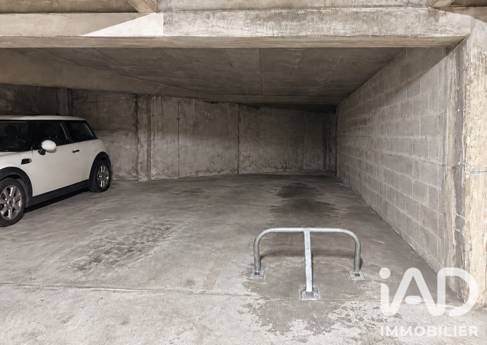 Vente Parking/Garage Vente Parking 20 m&sup2; Paris 8