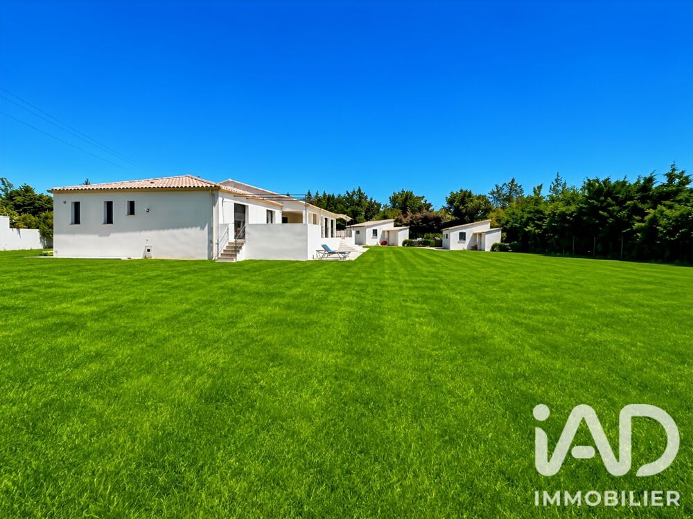 vente Maison - 7 pièce(s) - 234 m² Arles (13200)