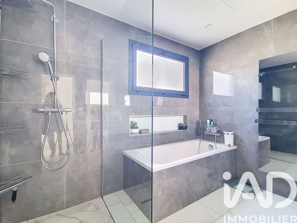 à vendre  Maison Nimes (30900)