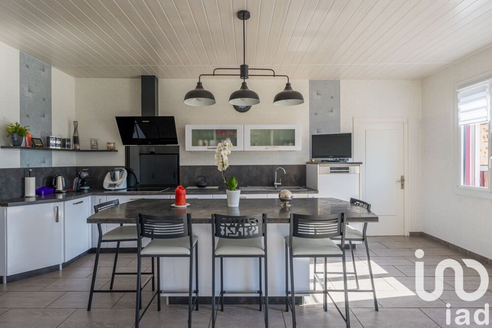 à vendre  Maison Les Herbiers (85500)