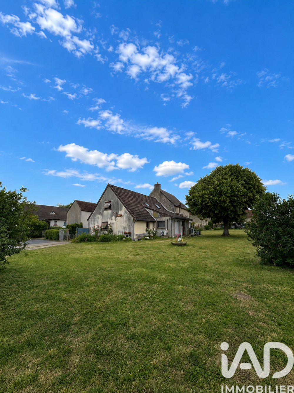 vente Maison - 4 pièce(s) - 130 m² Villeneuve-sur-Cher (18400)