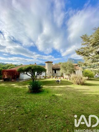  Maison à vendre 7 pièces 220 m²