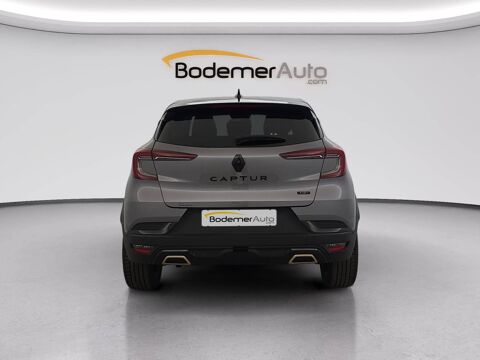 Captur E-Tech full hybrid 145 Engineered 5p 2023 occasion 35170 Bruz
