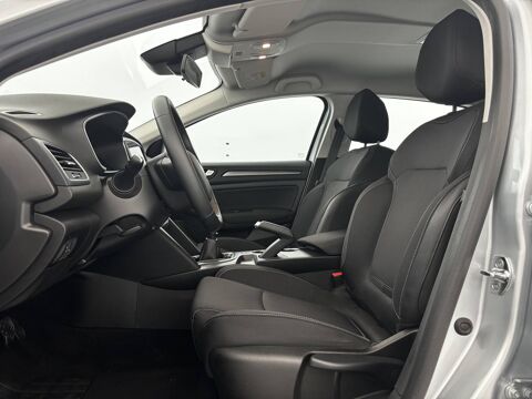 M&eacute;gane IV Berline Blue dCi 115 21N Business 5p 2022 occasion 35170 Bruz
