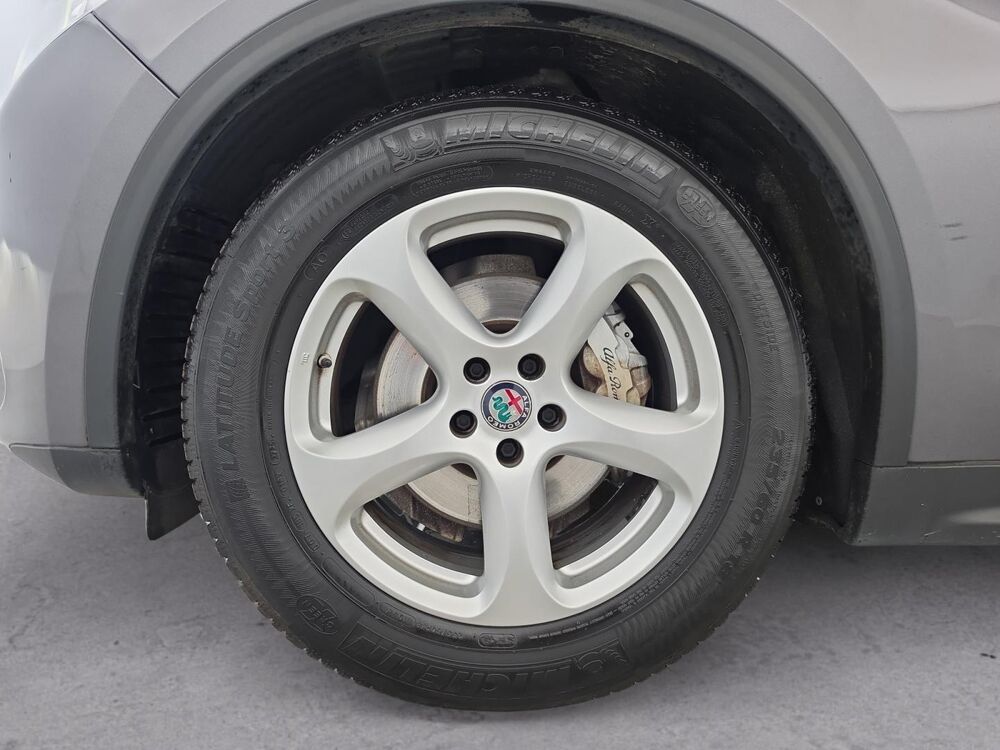 Stelvio 2.2 Diesel 150ch Super AT8 + Cam&eacute;ra de recul + Attelage 2018 occasion 35170 Bruz