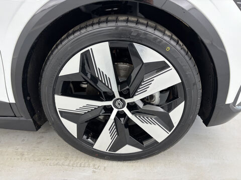 M&eacute;gane EV60 220 ch super charge Techno 5p 2023 occasion 35170 Bruz