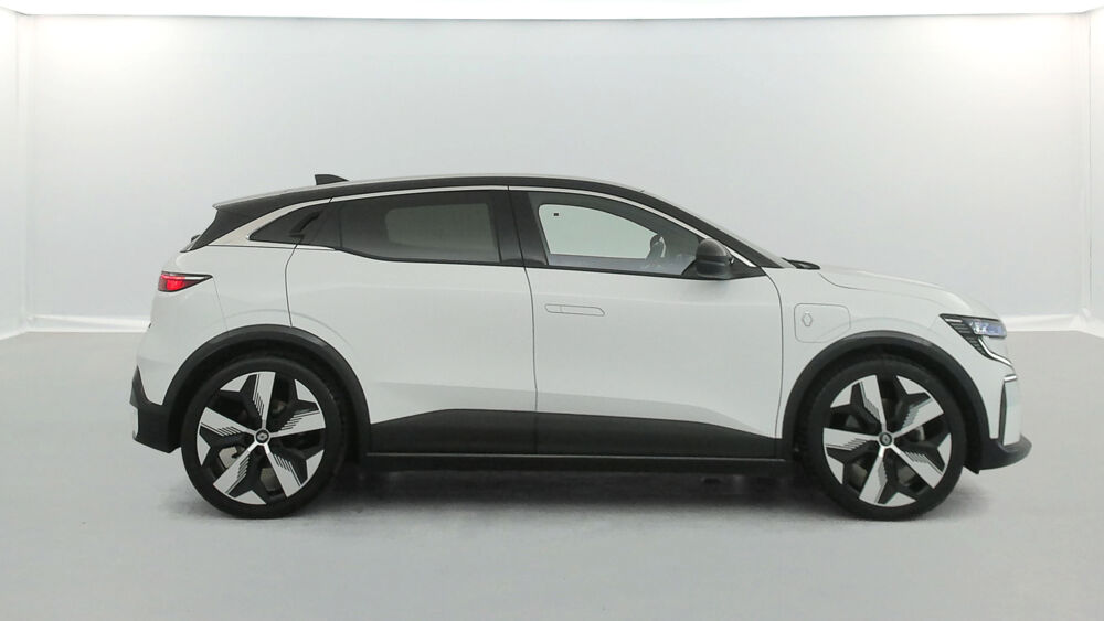 M&eacute;gane EV60 220 ch super charge Techno 5p 2023 occasion 35170 Bruz