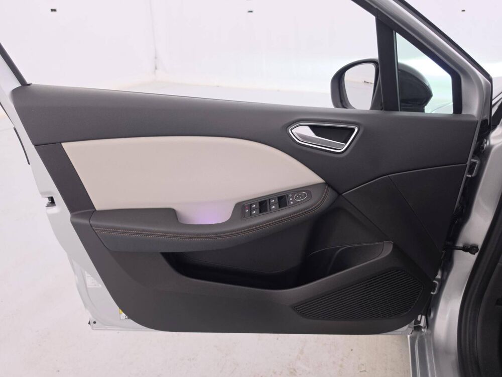 Clio E-Tech 140 21N Initiale Paris 5p 2022 occasion 35170 Bruz
