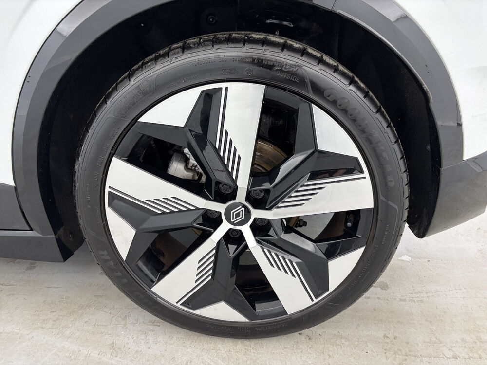 M&eacute;gane EV60 220 ch super charge Techno 5p 2023 occasion 35170 Bruz