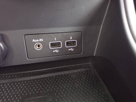 Captur E-Tech Plug-in 160 21 Intens 5p 2022 occasion 35170 Bruz