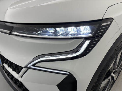 M&eacute;gane EV60 220 ch super charge Techno 5p 2023 occasion 35170 Bruz