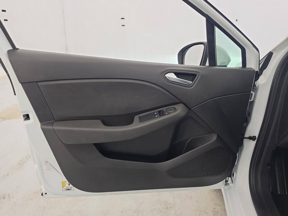 Clio CLIO SOCIETE E-TECH 140 21N BUSINESS REVERSIBLE 5p 2022 occasion 35170 Bruz