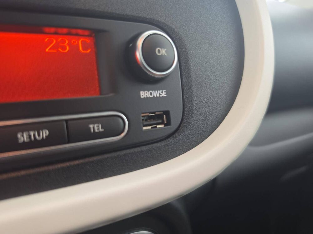 Twingo III E-Tech Authentic 5p 2022 occasion 35170 Bruz