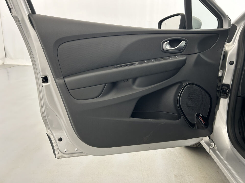 Clio dCi 90 E6C Intens 5p 2019 occasion 35170 Bruz