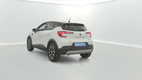 Captur E-Tech full hybrid 145 Evolution 5p 2023 occasion 35170 Bruz