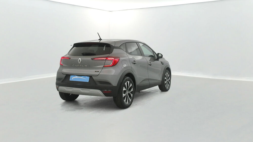 Captur E-Tech full hybrid 145 Evolution 5p 2022 occasion 35170 Bruz